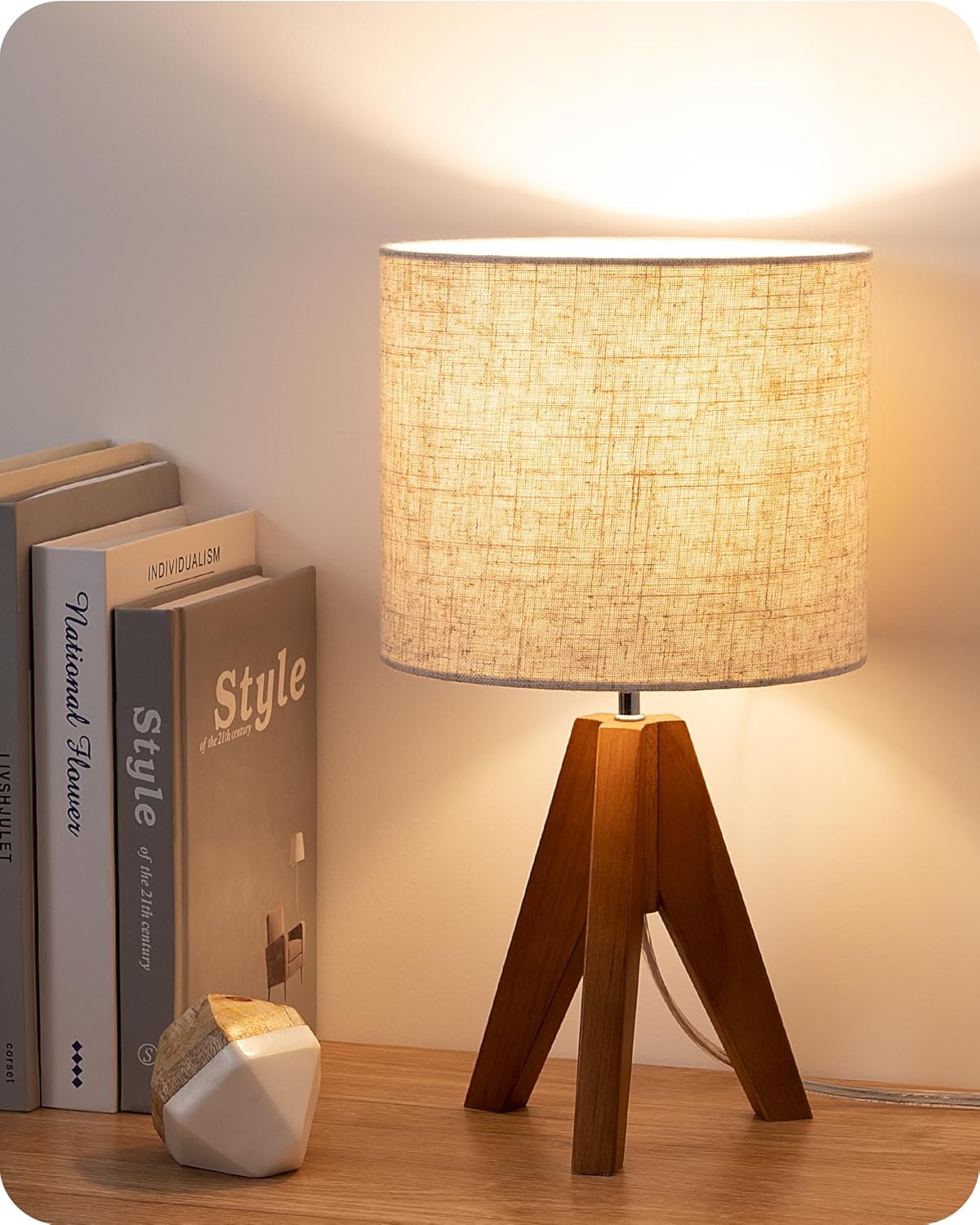 Minimalist Triangle Wood Base Table Lamp